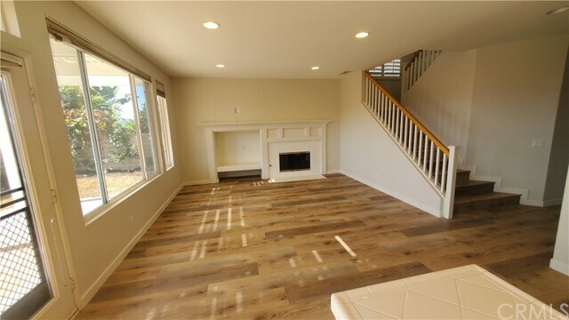 Building Photo - 27975 Greenlawn Cir