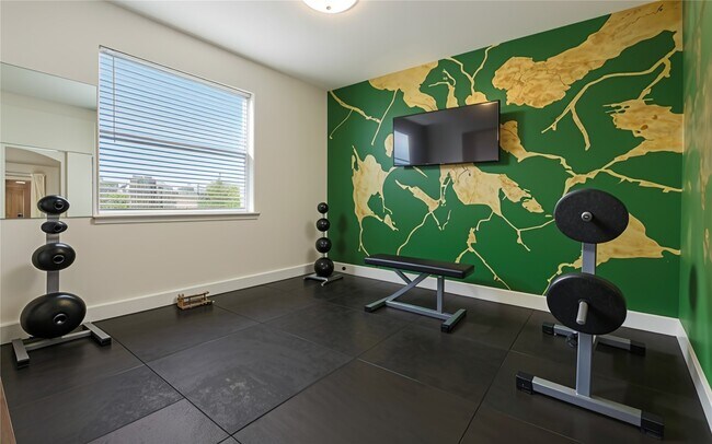 Foto del edificio - 22406 Miramar Crest Dr