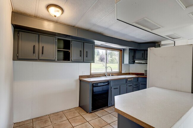 Foto del edificio - 3 Bed  2 Bath Pet Friendly Home