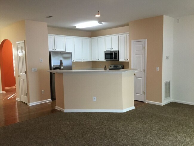 Foto del edificio - 742 Shellstone Pl
