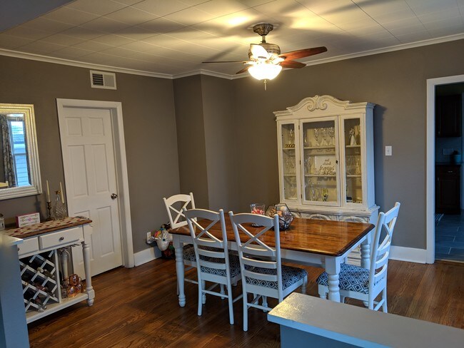 Dining Room - 19 Oak Ave