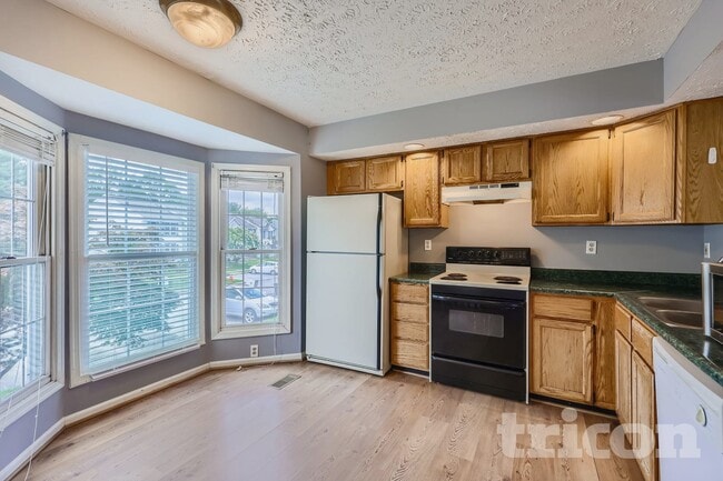 Building Photo - 8211 Berryfield Dr