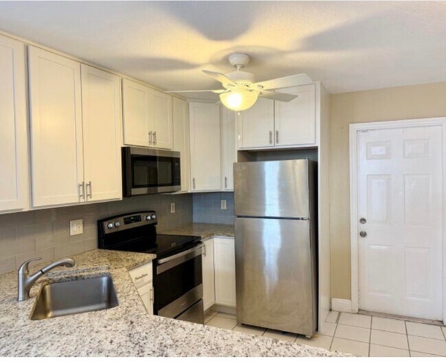 Foto del edificio - 13614 Yarmouth Ct