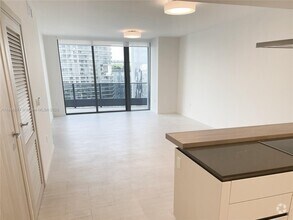 Building Photo - 1000 Brickell Plaza