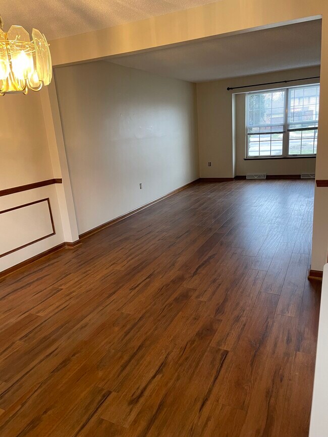 Building Photo - 1413 Borden Rd