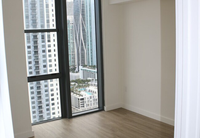 Foto del edificio - 46 NE 6th St