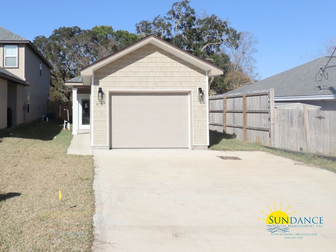 Foto principal - Beautiful newly built 3 Bedroom Home in Sh...