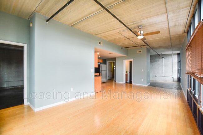 Photo - 1 Cool Blow St Apartment