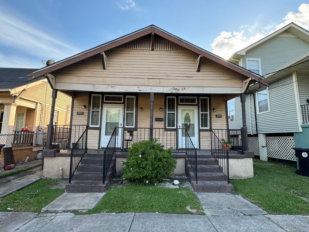 Primary Photo - 3714 Toledano St