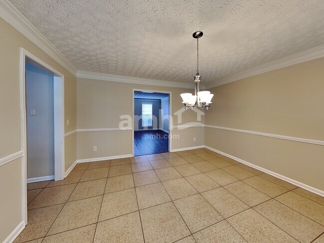 Foto del edificio - 1311 Aberdare Dr