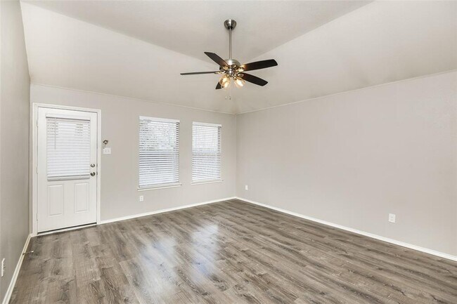 Building Photo - 3045 Spotted Owl Dr