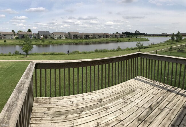 Building Photo - 112 S Park Ridge Rd