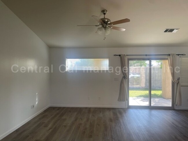 Foto del edificio - 4 Bedroom, 2 Bath Home in the Desired Nort...