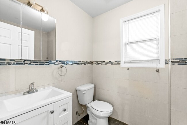 Building Photo - 280 S 20th St