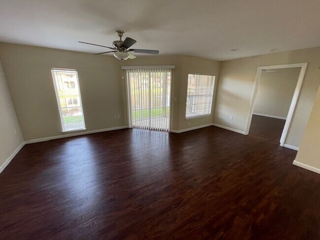 Photo - Palm Lakes Condominium