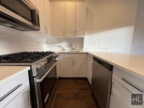 Building Photo - WEST 9 AVE