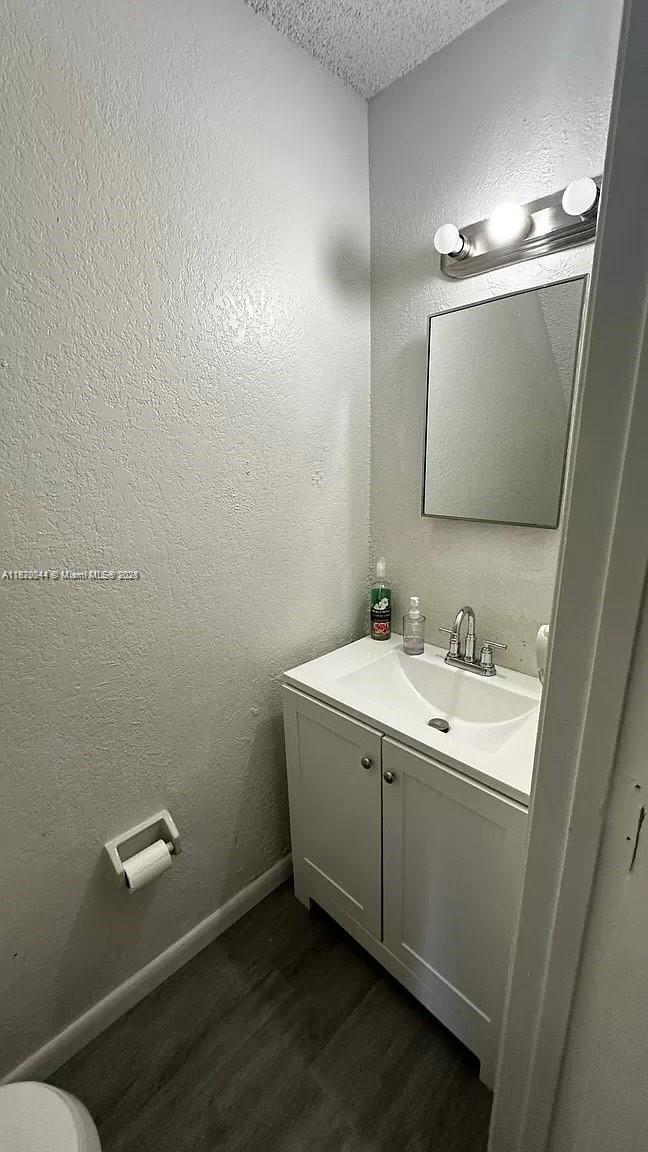 Foto del edificio - 7956 SW 6th St
