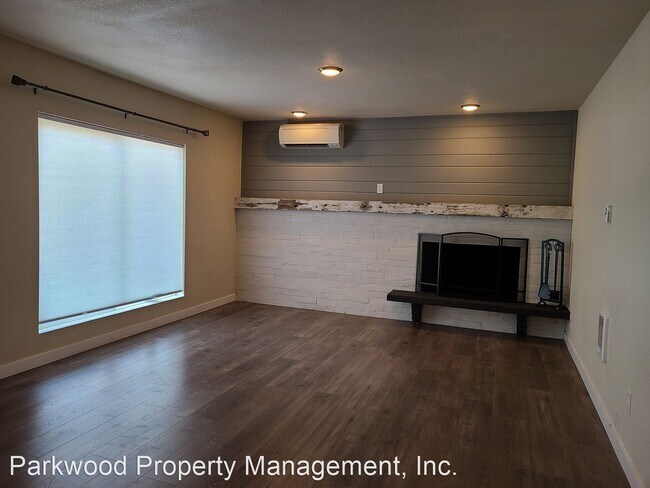 Foto del edificio - 3 br, 2 bath House - 6401 S Fife St