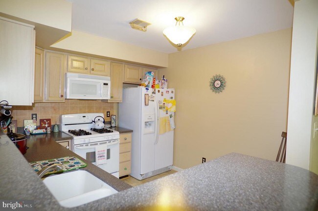 Building Photo - 12209 Fairfield House Dr