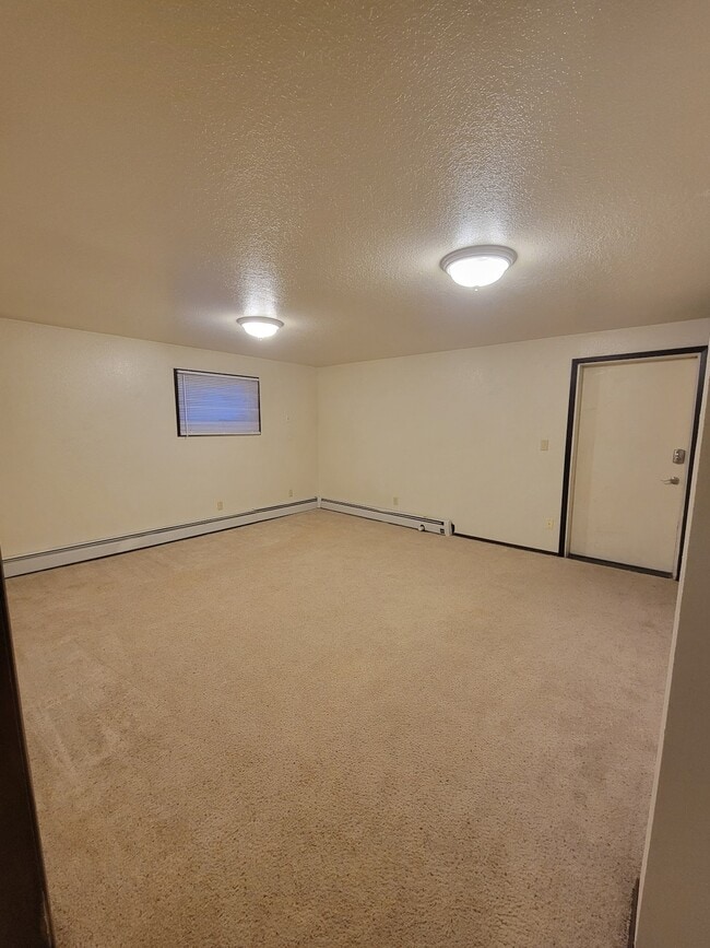Building Photo - 3125 E Beech Way
