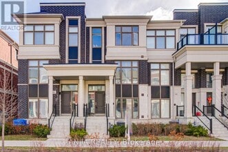 Building Photo - 46 Armillo Pl