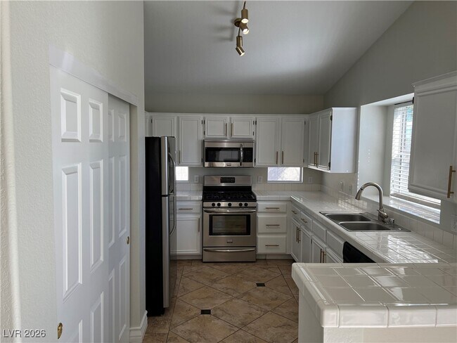 Foto del edificio - 7987 Lone Jogger