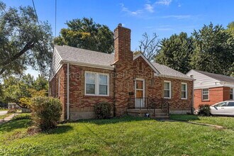 Building Photo - 44 Lee Ave