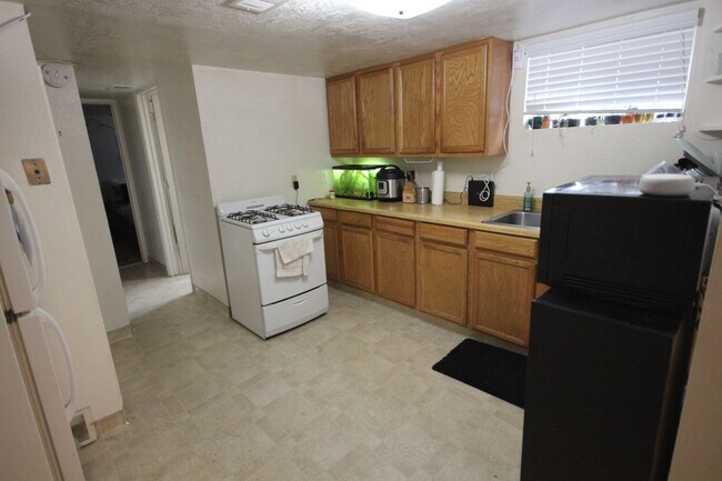 Foto del edificio - Married Apartment close to BYU Campus