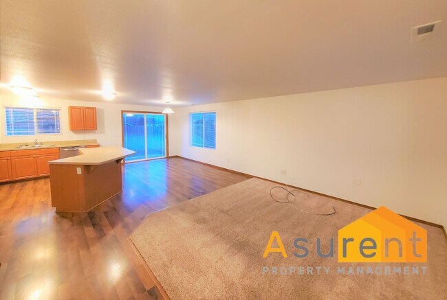 Foto del edificio - Great 3 Bed 2 Bath Medford Home Available Soon!