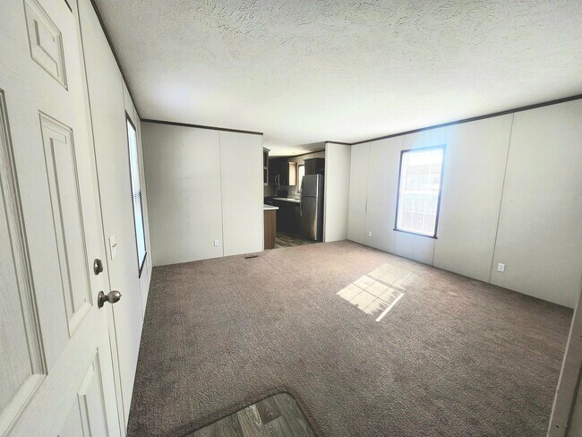 Building Photo - 3660 S Lapeer Rd