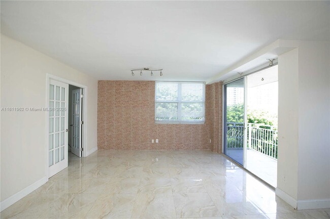 Foto del edificio - 770 Claughton Island Dr