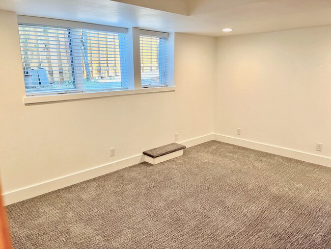 Foto del edificio - 9100 5th Ave NE