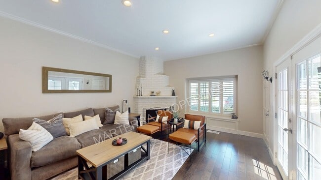 Foto del edificio - Beautiful 3 Bedroom Home in Eastside Costa...