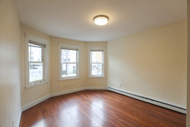 Foto del edificio - 19 Claymoss Rd