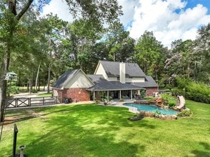 Building Photo - 415 Lago Trace Dr