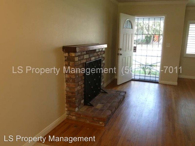 Foto del edificio - 2 br, 1 bath House - 220 E. Francis Ave.
