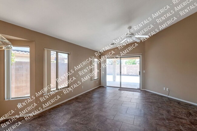 Building Photo - 3859 E Longhorn Dr