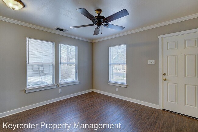 Building Photo - 2 br, 1 bath House - 801 W. Elizabeth Stre...