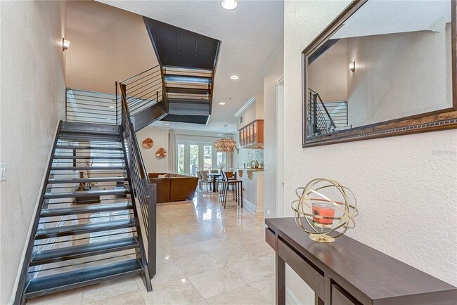 Building Photo - 4907 Bayshore Blvd
