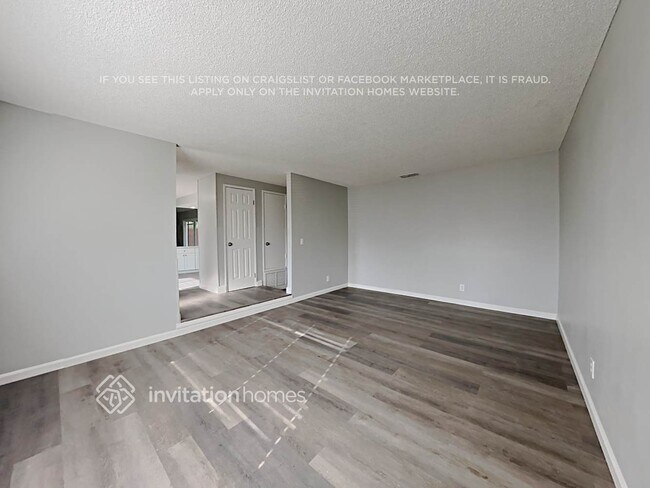 Building Photo - 8705 Los Encantos Cir