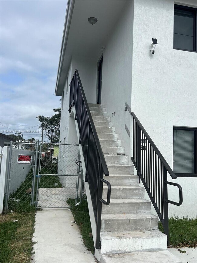 Building Photo - 1815 NW 67th St