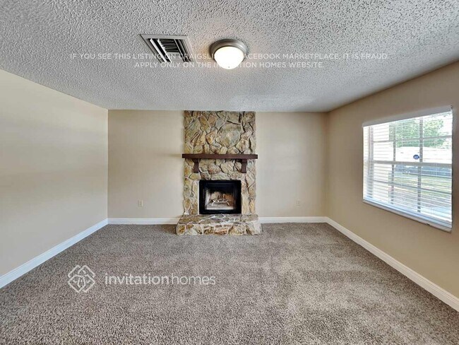 Foto del edificio - 11629 Country Run Rd