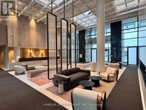 Building Photo - 195 Commerce St