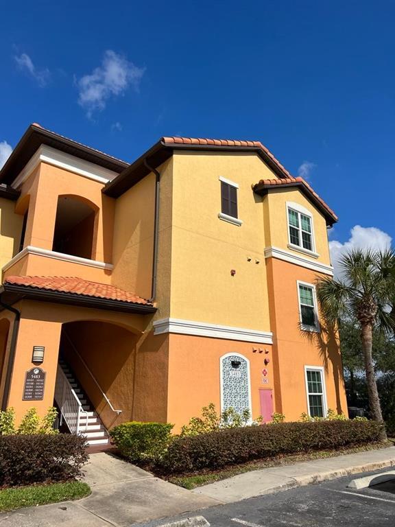 5483 Vineland Rd Unit 10108, Orlando, FL 32811 Room for Rent in