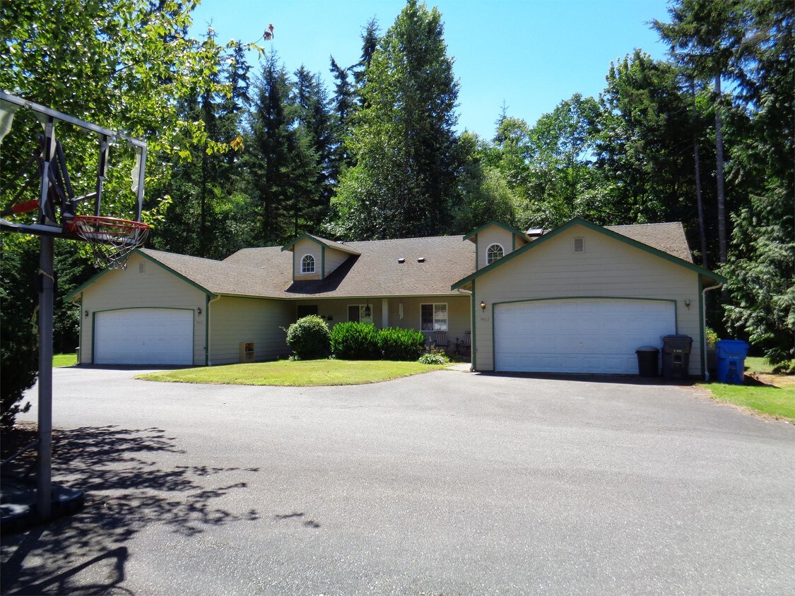 Primary Photo - 7429 84th Ave Ct NW