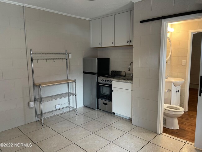 Foto del edificio - 402 S Holly St