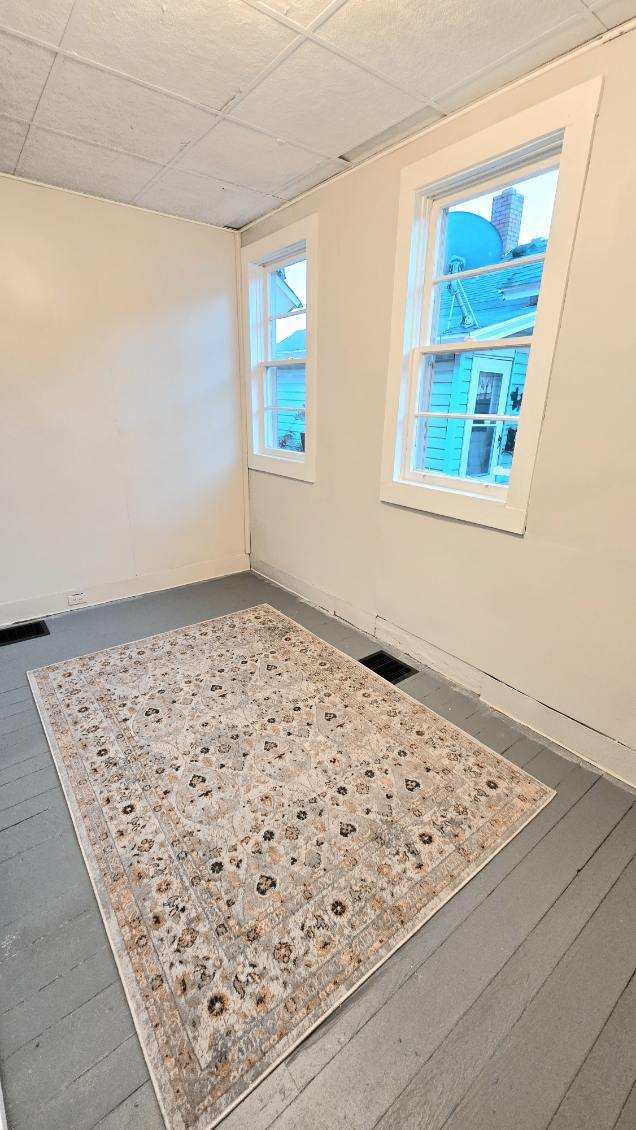 Foto del edificio - 231 E 12th St