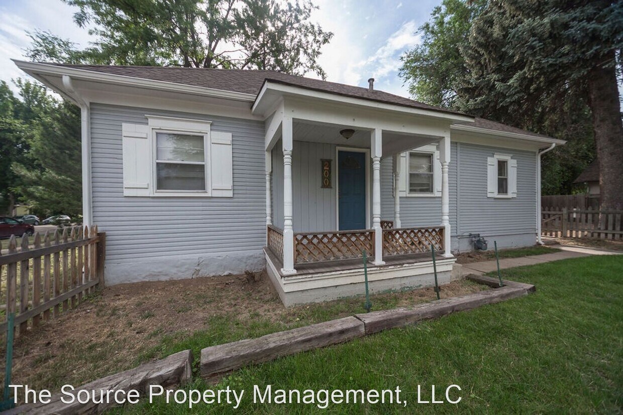 3 br, 1.5 bath House 200 S Shields St House Rental in Fort Collins