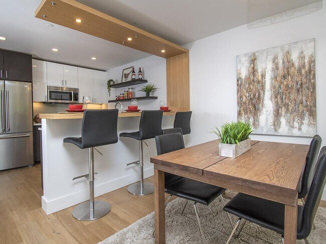 Foto del edificio - 7743 15th Ave NW