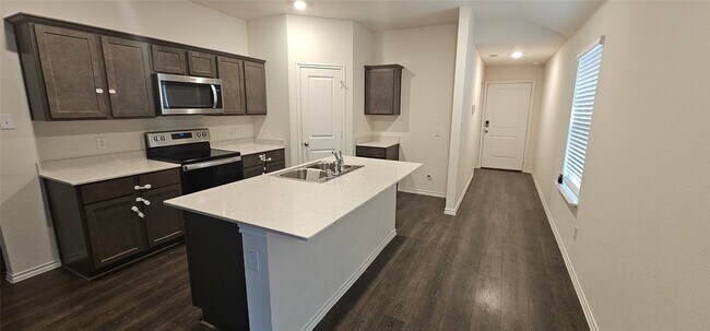 Foto del edificio - 3722 Pronghorn Ln